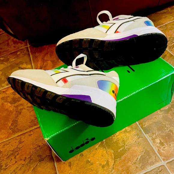 Diadora sneakers Size 5. Big kids - Picture 5 of 6